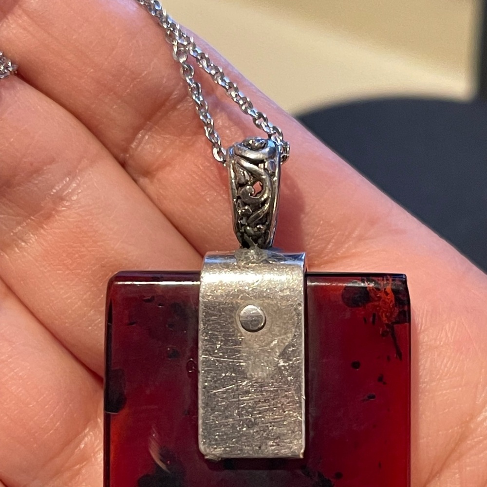 Natural cherry brown amber sterling artisan made pendant - Picture 9 of 16
